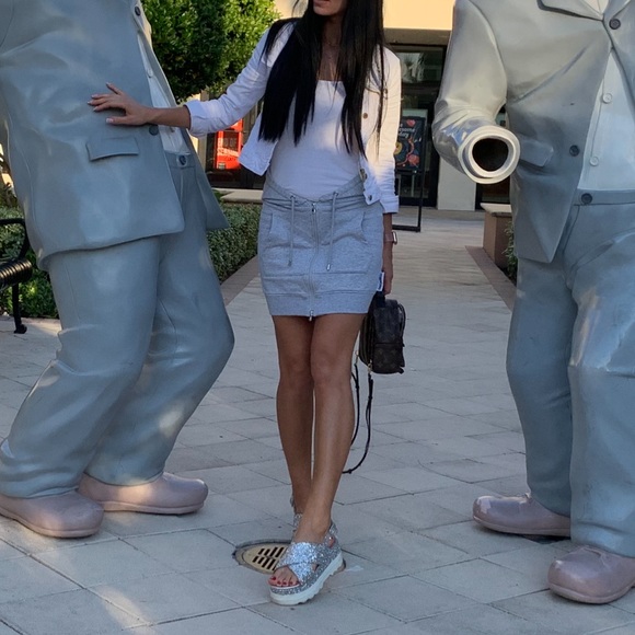 H&Moschino skirt - Picture 11 of 11